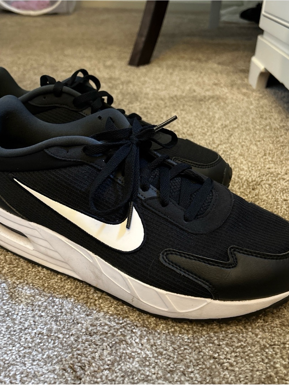 Nike Air Max Solo Sneakers